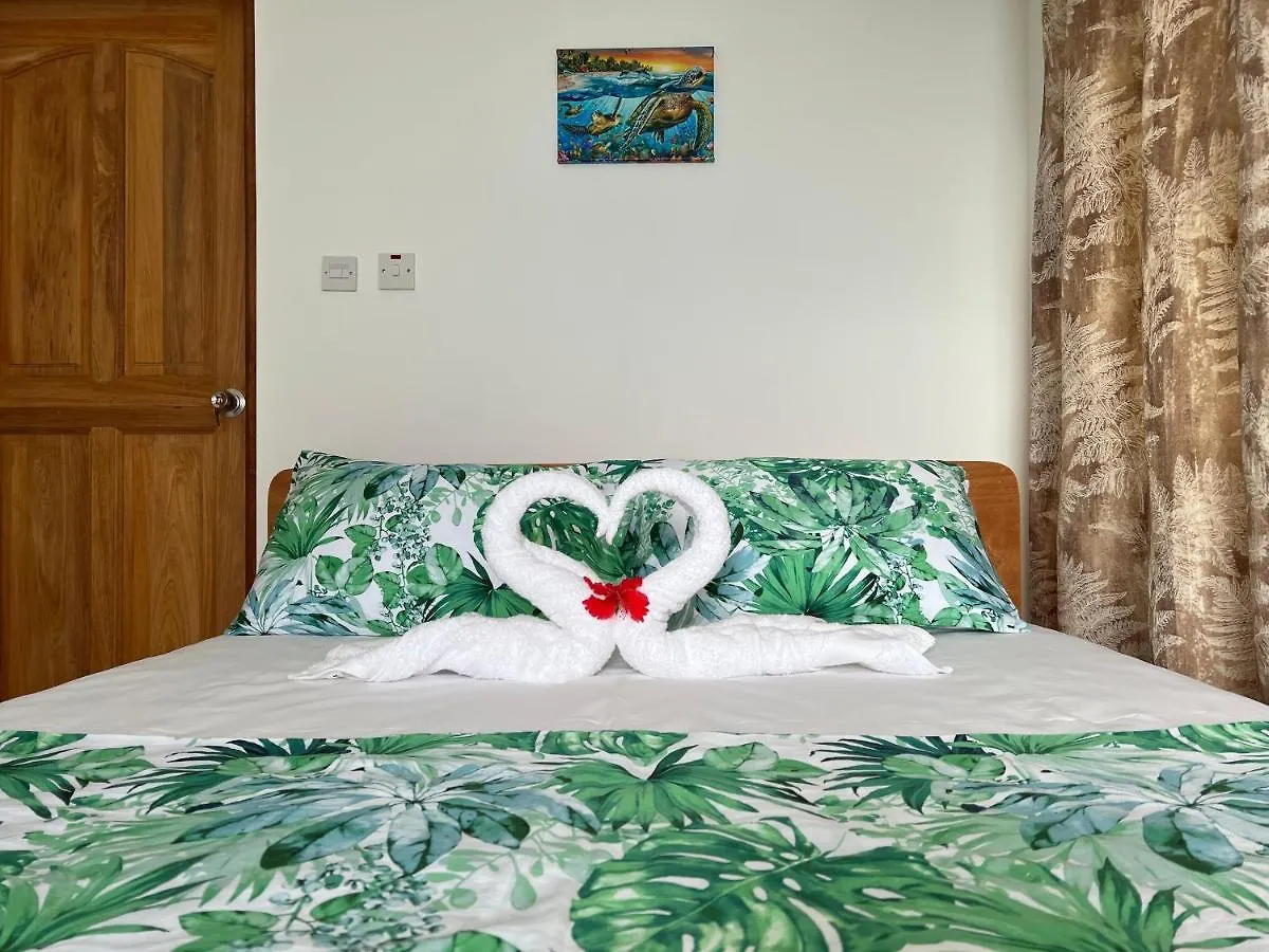 Western Ocean Breeze Self Catering Victoria 0*,