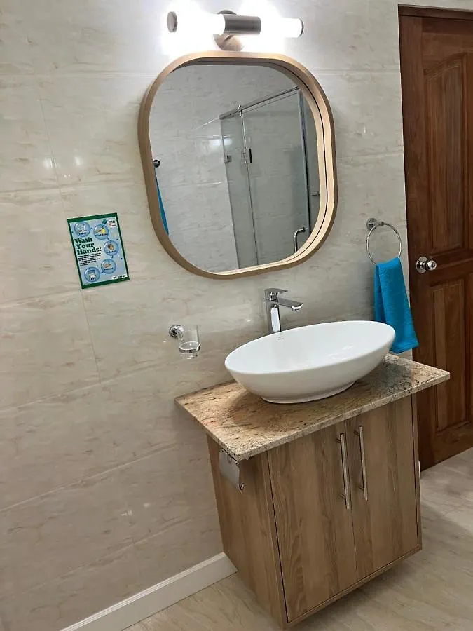 Western Ocean Breeze Self Catering Victoria